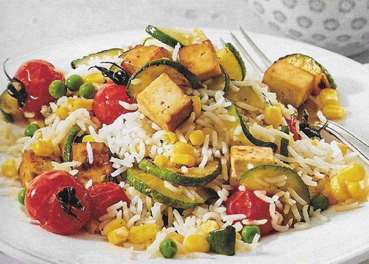 Bunter Gemüsereis mit gebratenem Tofu – Rezepte