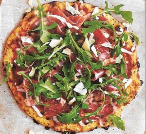 Blumenkohl Pizza mit Prosciutto